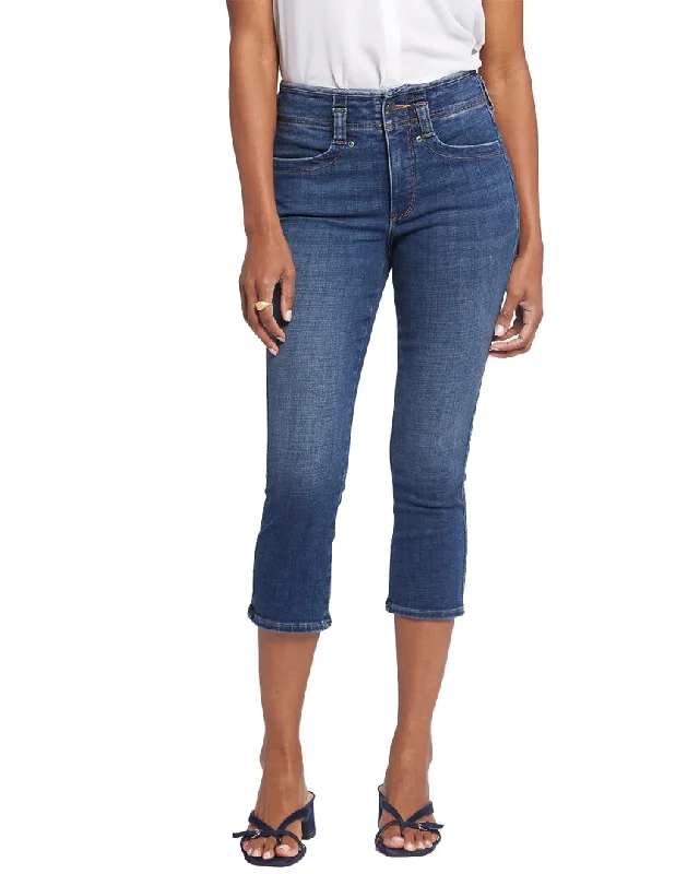 Women's Weekend Outfit NYDJ Ami Olympus Capri Jean