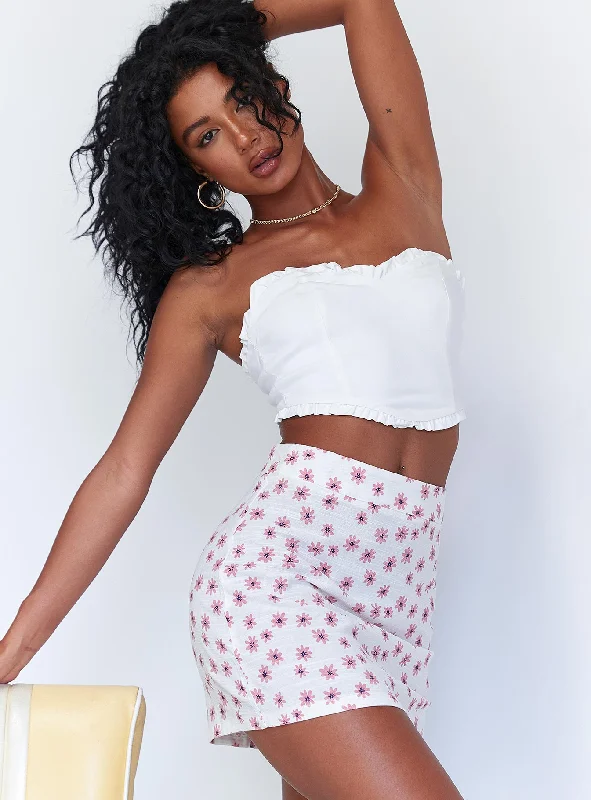 Women's Casual Wear Outfit Alicya Mini Skirt White
