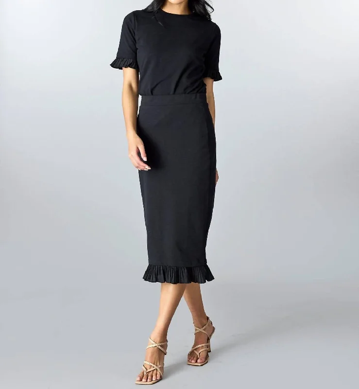 Women's Work Outfit Straight Skirt In Spotlight