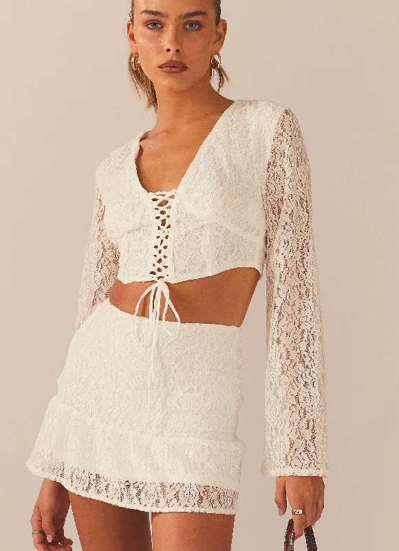 Women's Evening Attire Free & Wild Lace Top - Ivory