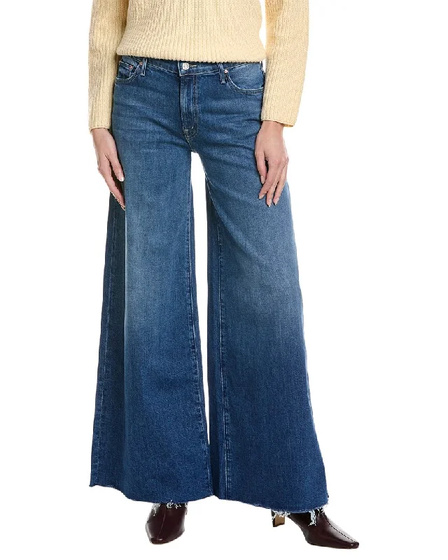 Women's Trendy Outfit MOTHER The Swisher Sneak Fray Punch Buggy Wide Leg Jean