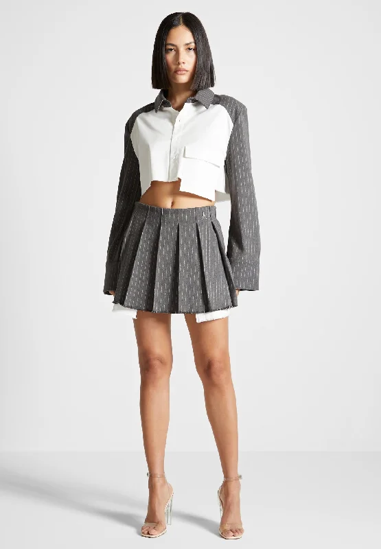 Women's Casual Attire Pinstripe Pleated Skort - Grey Pinstripe