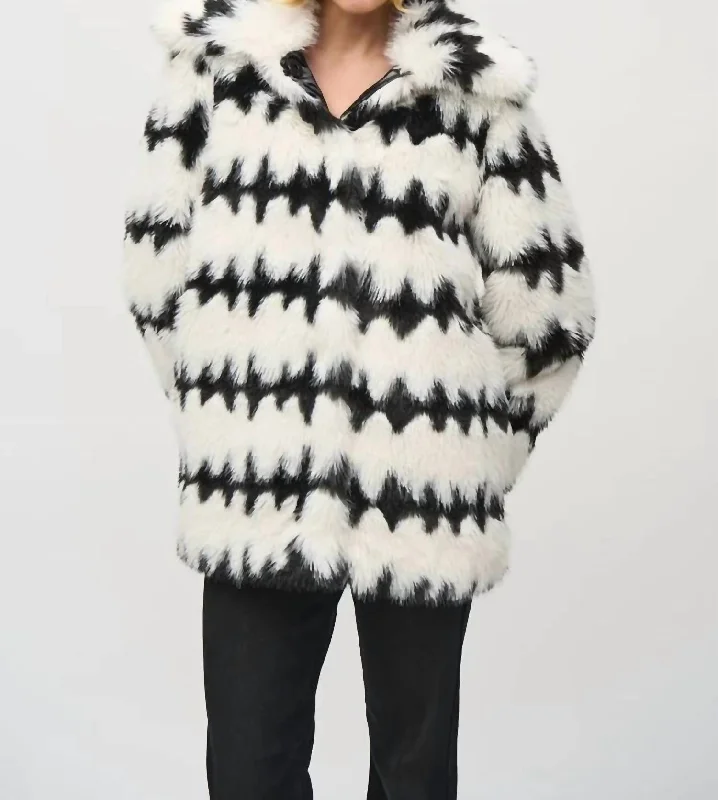 Women's Evening Wear for Special Occasions Reversible Faux Fur Coat In Vanilla/black