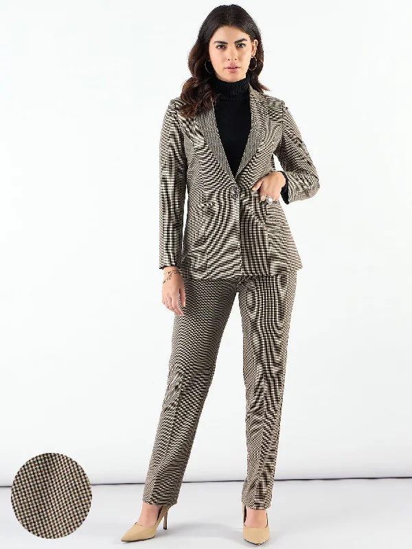 Women's Activewear Outfit Notched Lapel Refined Check Blazer Paired With Trouser In 4-Way Stretch Fabric