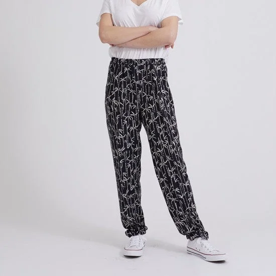 Fashionable Women's Outfit Coralie Bijasson Philippe Pants