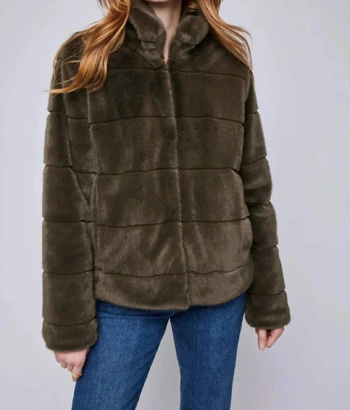 Plus-Size Women's Garments Ellington Coat In Olive