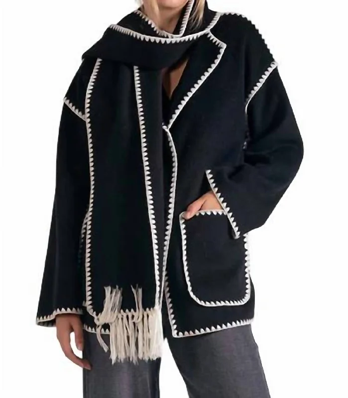Women's Holiday Outfit Puna Blanket Jacket In Black
