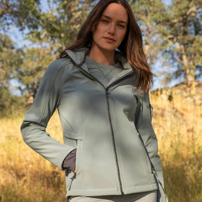 Women's Vintage-Inspired Outfit Women's Aeris II Super Softshell® Jacket