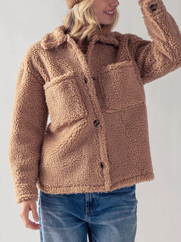 Women's Cozy Outfit For Lounging Cozy Sherpa Fleece Jacket In Camel