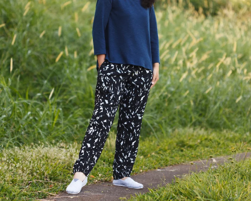 Best Online Boutiques Itch to Stitch Tierras Woven Joggers