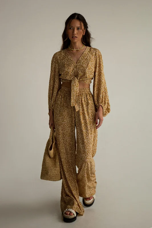 Women's Professional Garments Vikisews Mara Pants PDF