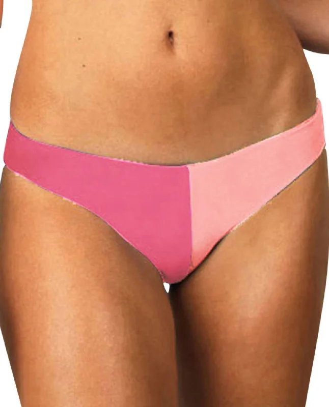 Women's Plus-Size Garments Women's Moderate Bikini Bottom In Santa Cruz Pink