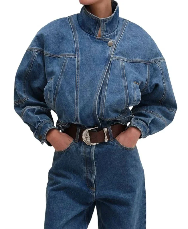Fashionable Women's Clothes Caprice Jacket In Lightwash Blue