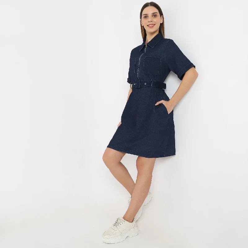 Chic Wardrobe Essentials Solid Knee Length Knitted Indigo Pull On Zipper Dress With Belt Look