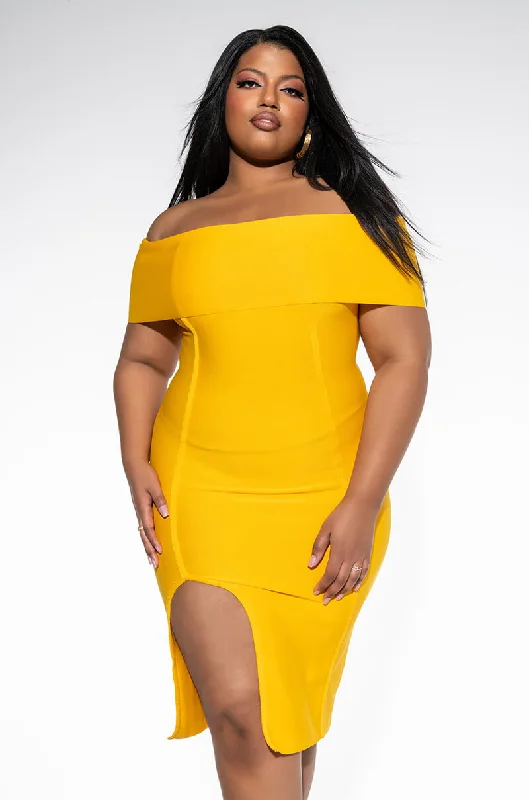 Exclusive Fashion Deals PLUS MAKE A TOAST OFF THE SHOULDER BANDAGE DRESS