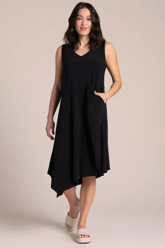 Ride The Style Wave Sleeveless Slant Pocket Dress | Black