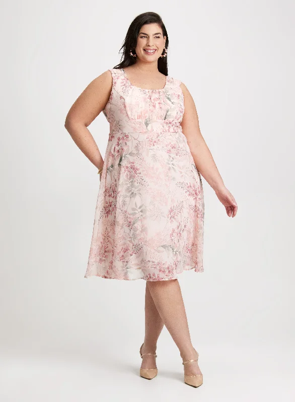 Vintage-Inspired Women's Apparel Floral Empire Waist Dress