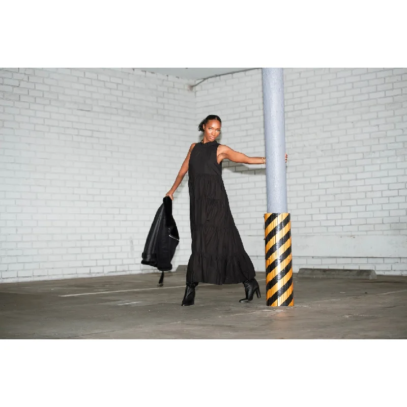 Classic Women's Fashion CC ROMA sleeveless tiered dress