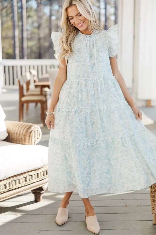 High-Quality Fashion At Discounted Prices – Shop Today Check You Out Light Blue Ditsy Floral Mid Dress