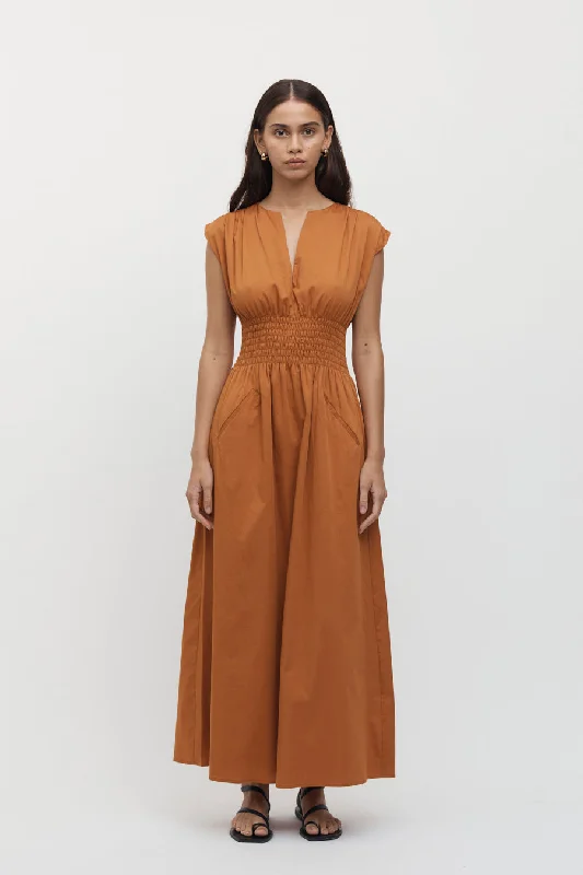 Big Savings On Rustic Countryside Styles Marjolaine Shirred Full Dress