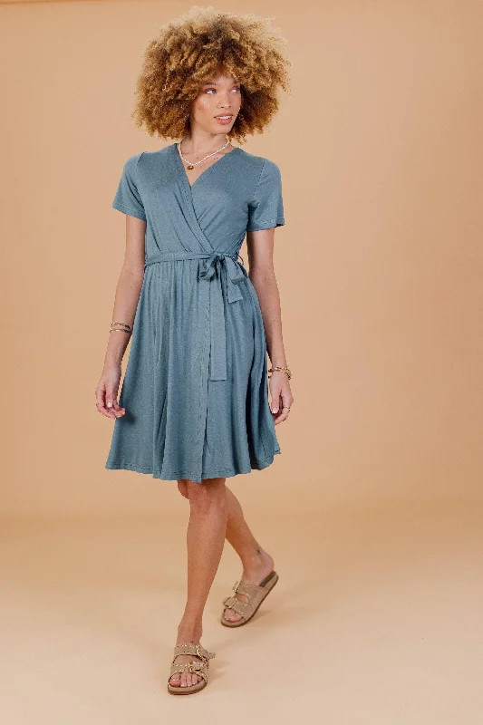Unmissable Discounts On The Latest Fashion Trends Dress Catherine Ice Blue