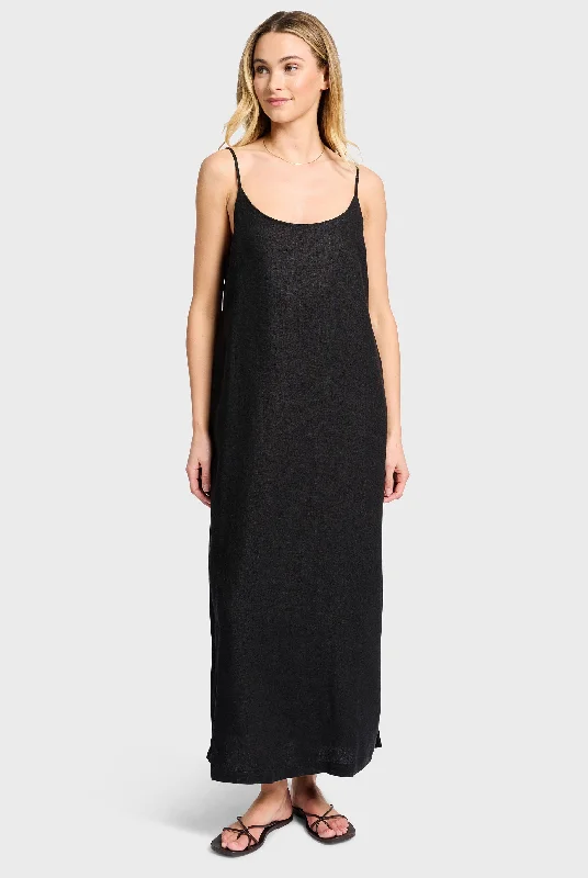 Women's Functional Outfit For Outdoor Activities Essential Linen Slip Dress