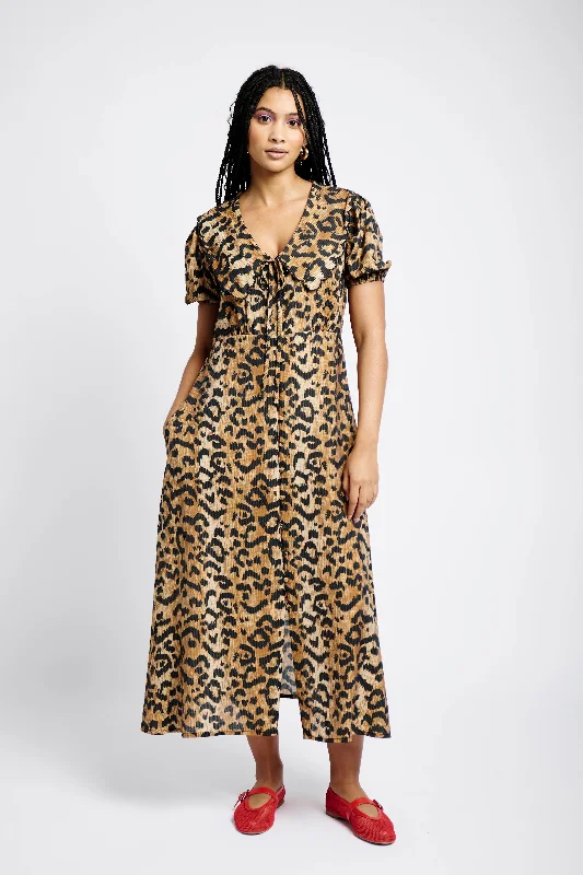Chic Women's Outfit Empire Collar Dress in Animal