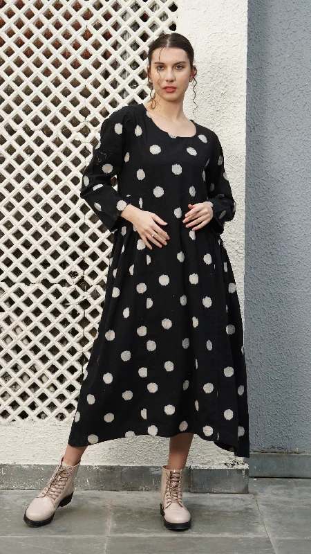Women's Everyday Clothes Alpine Linen Blend Dress in Onyx