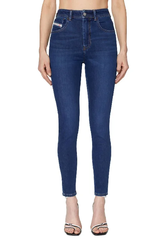 Women's Romantic Outfit Aline Jeans In Metropolitan