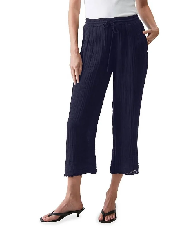 Women's Vintage-Inspired Clothing Ashton Crop Gauze Pull-On Pants In Navy