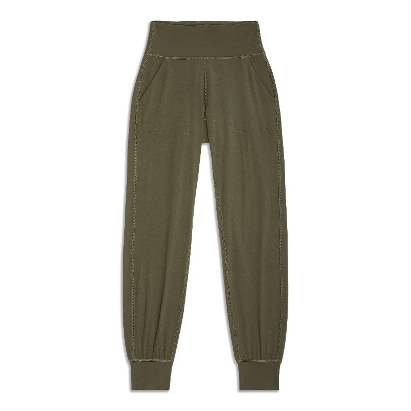 Comfortable Women's Attire lululemon Align™ High-Rise Jogger - Resale